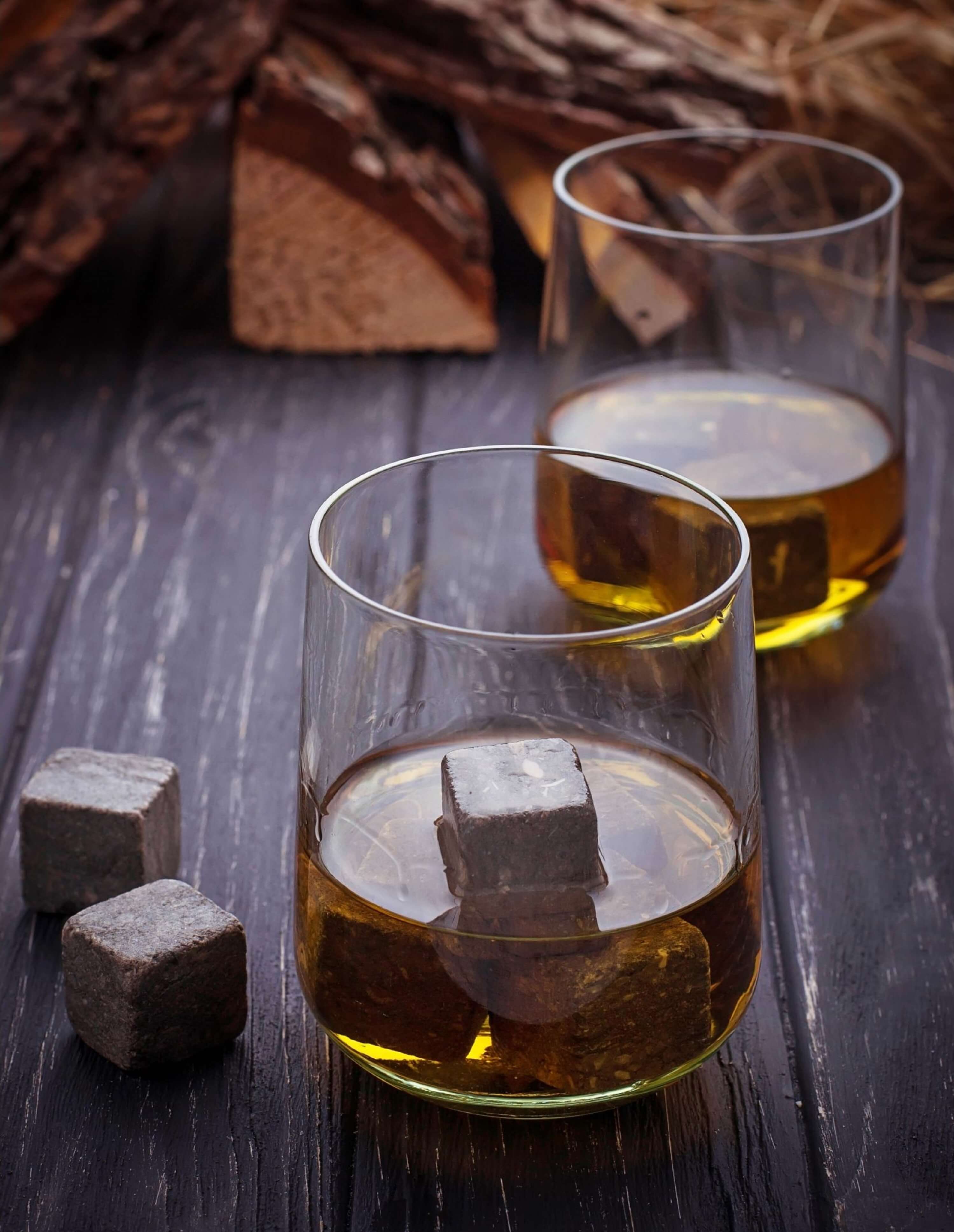 Echos Whisky Steine Set Granit wieder verwendbar im Stoffbeutel