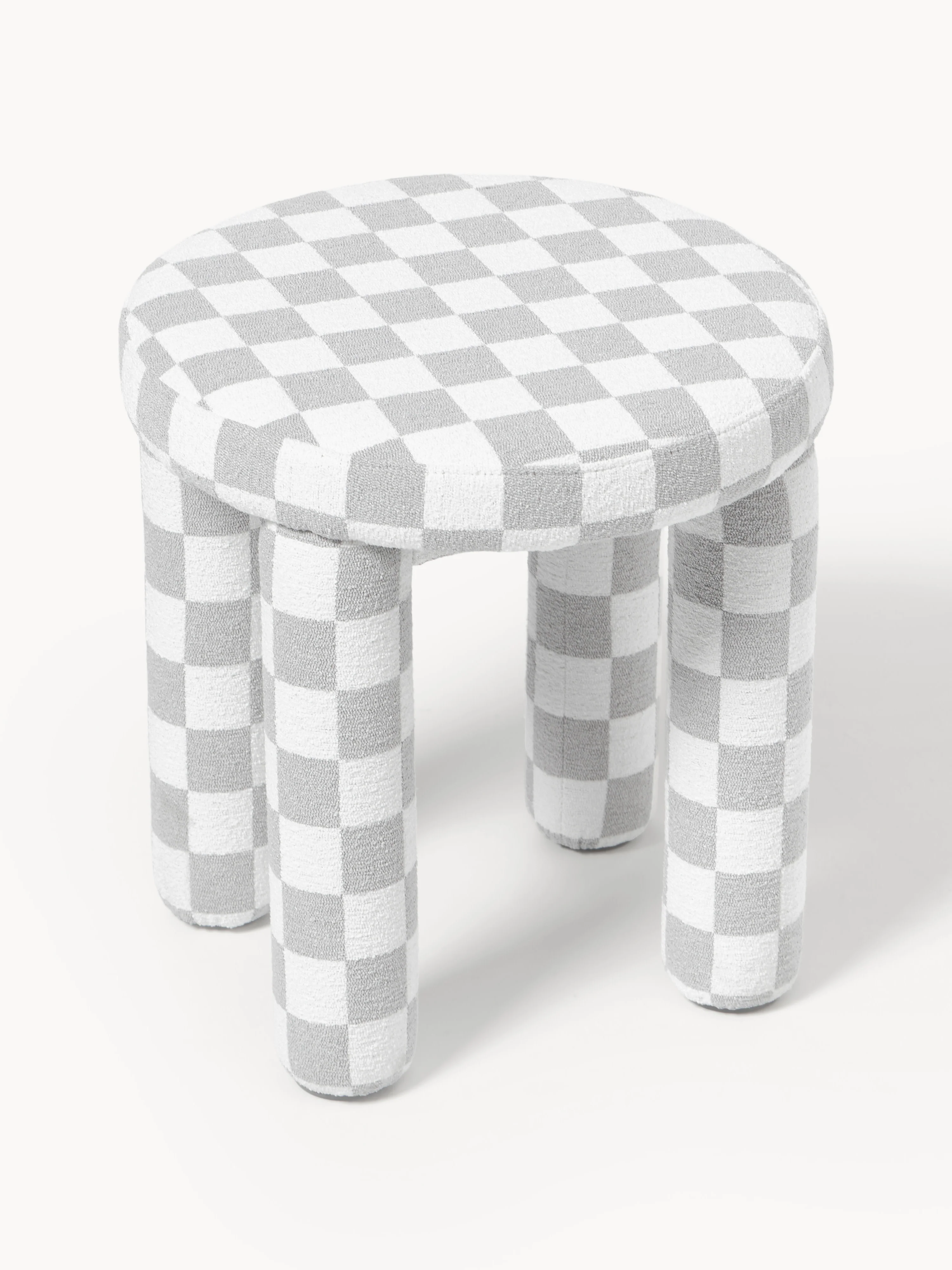 Westwing | Crosby Studios, gestoffeerde kruk Tabouret
