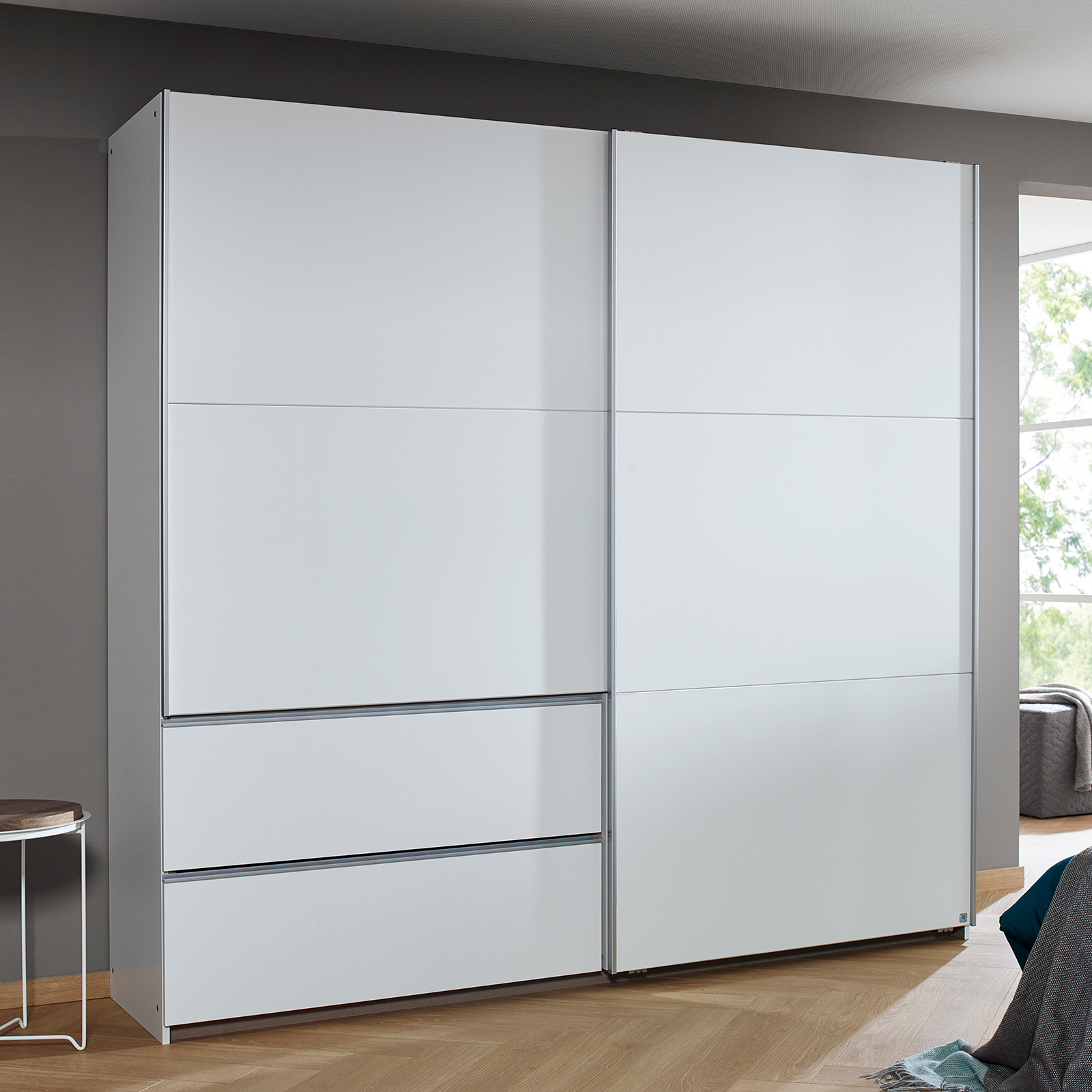 Schwebetürenschrank - alpinweiß - 218 cm breit