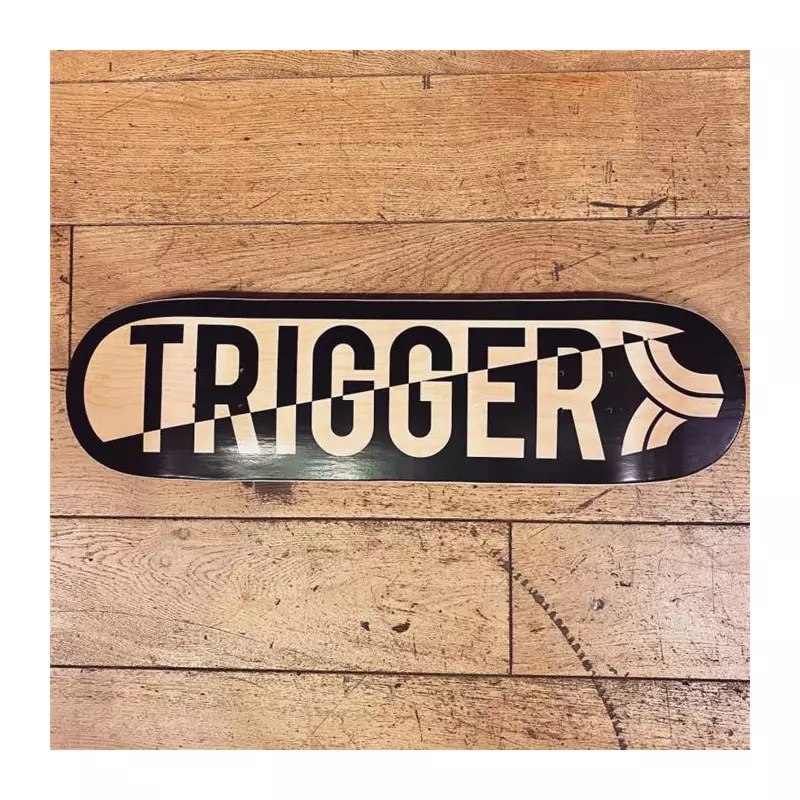 Plateau skate TRIGGER Die Cut Logo 8.375