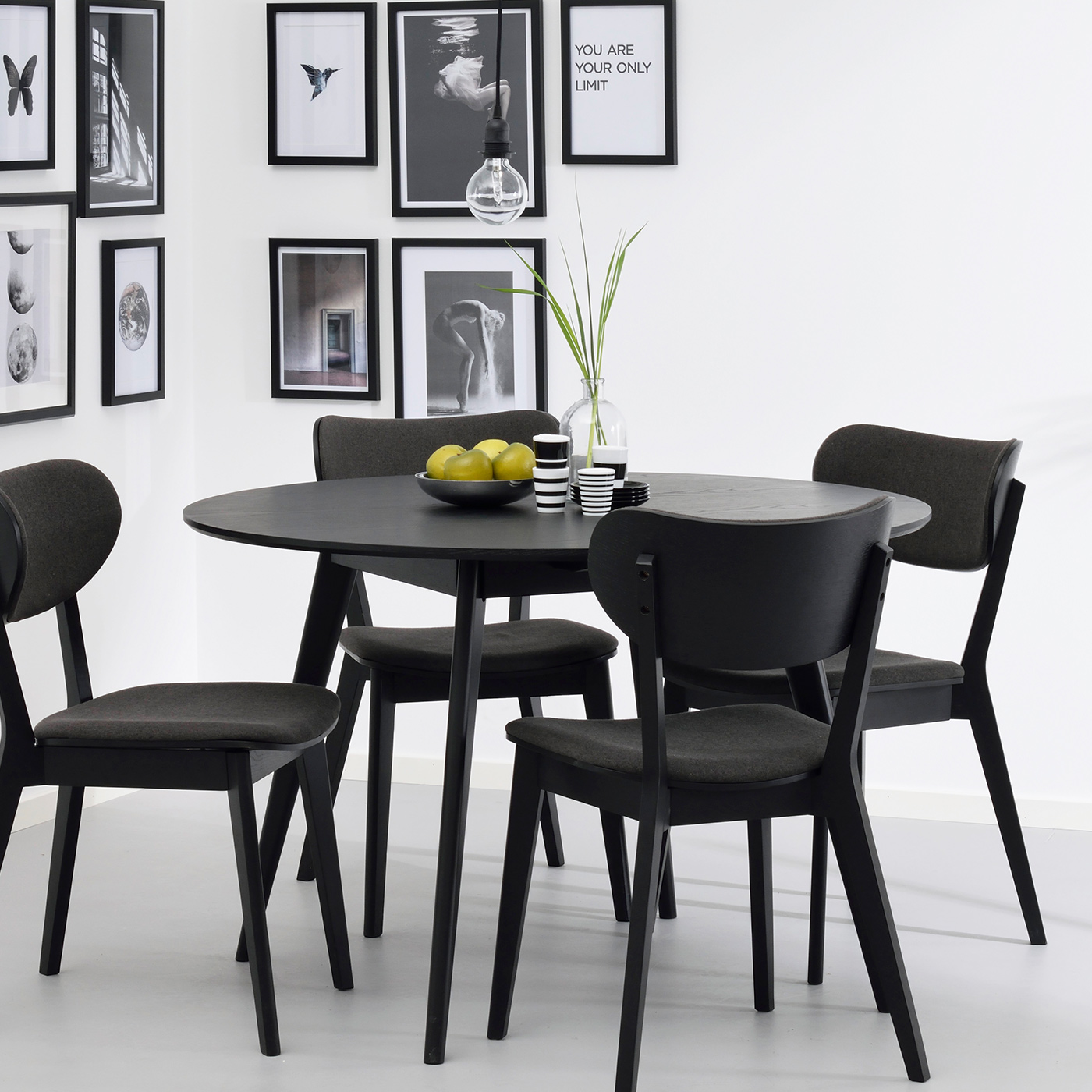 Eettafel Yumi Ø115 cm Zwart