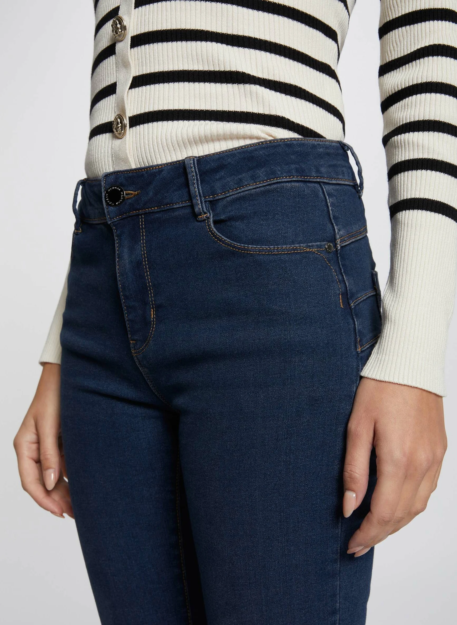 PARDA - Jean slim-fit brut en coton mélangé | Bleu