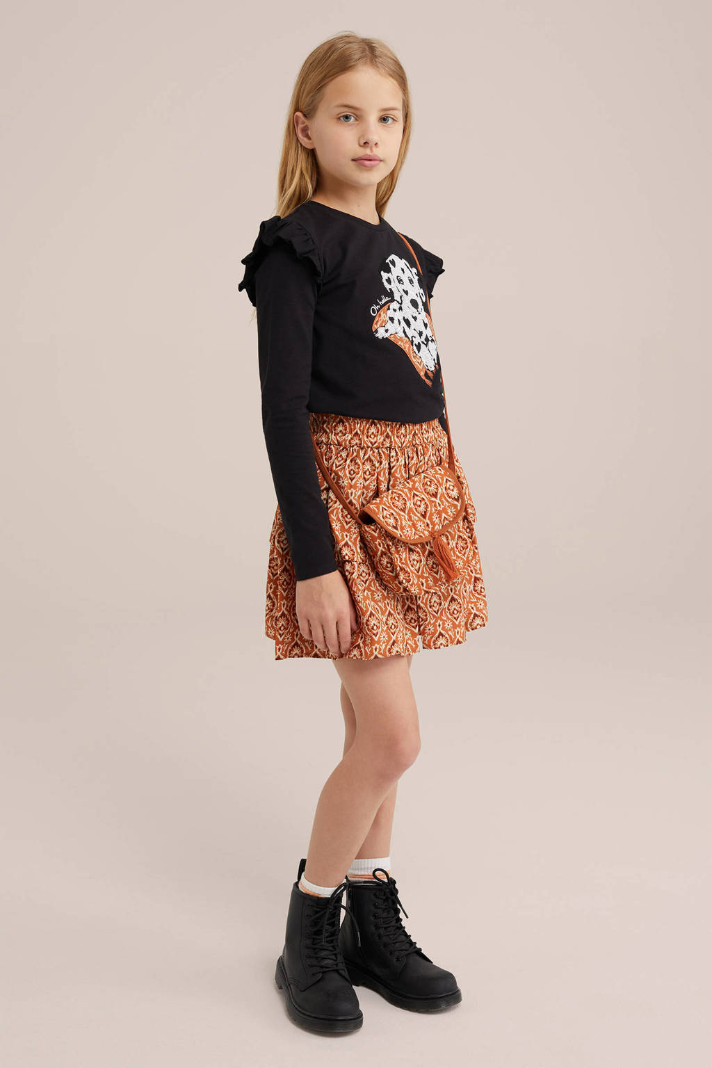 WE Fashion longsleeve met printopdruk en ruches zwart