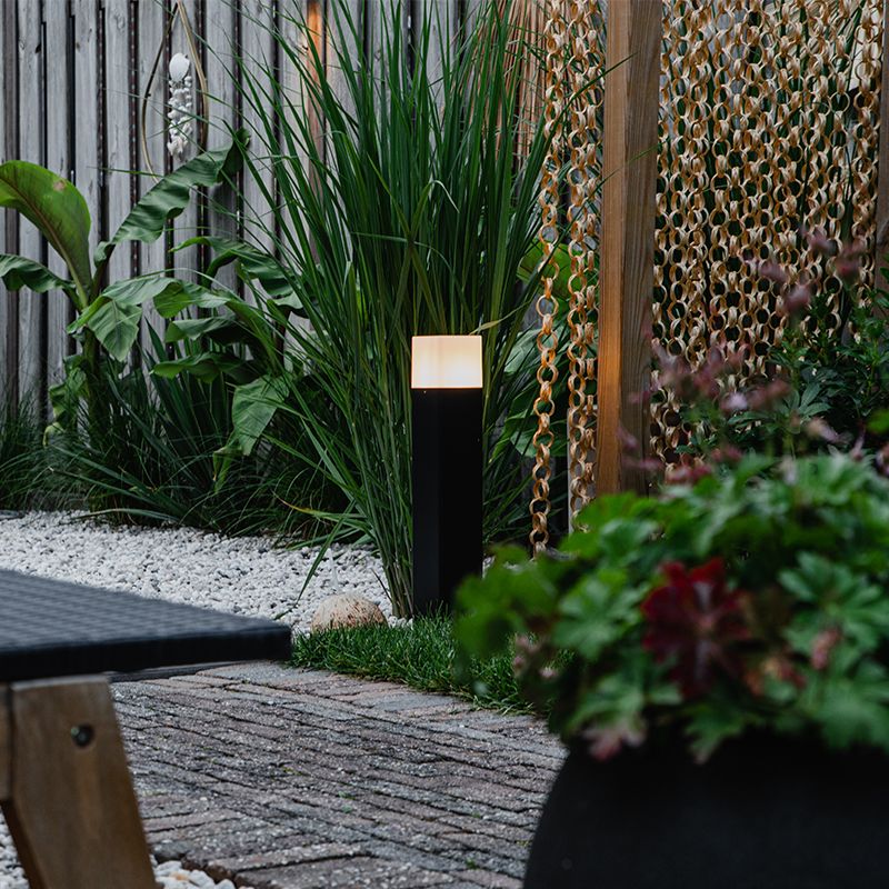 Staande buitenlamp zwart met opaal witte kap 50 cm - Denmark