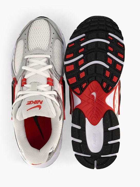 Nike V5 RNR Sneaker