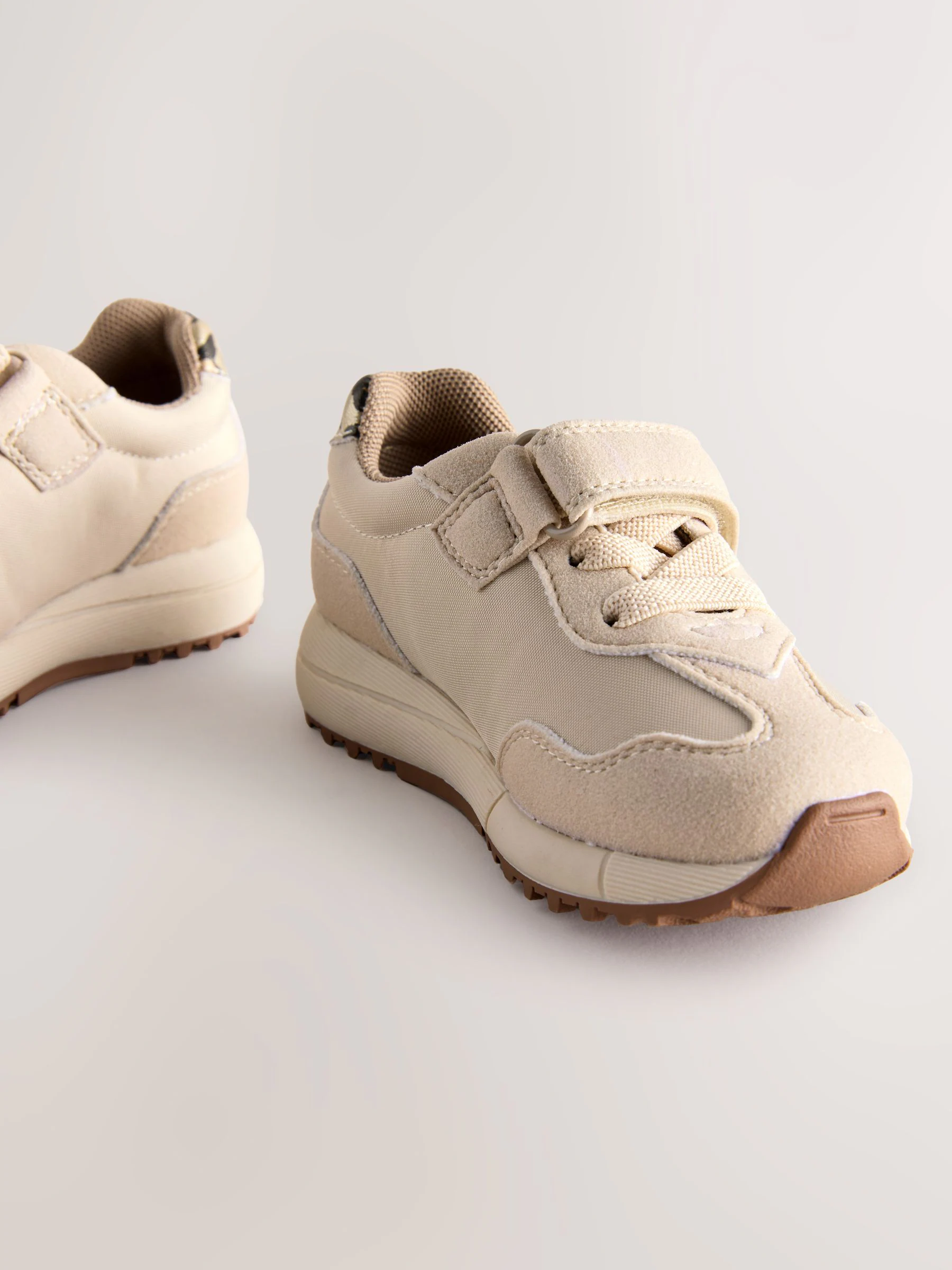 Neutraal met dieren - Sneakers met elastische veters en klittenbandsluiting