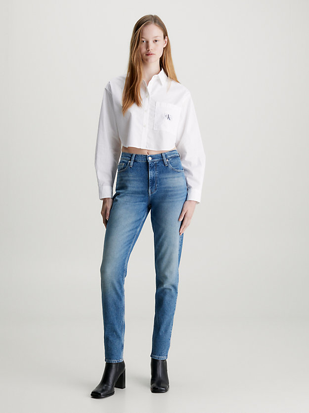 Calça jeans de mãe