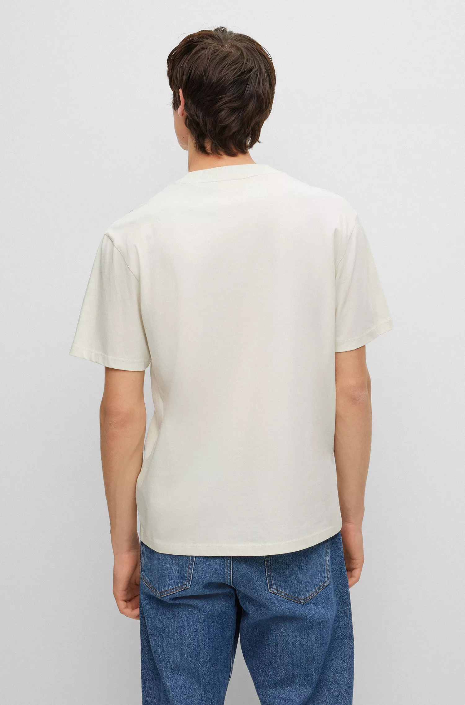 Camiseta HUGO vermelha em malha de algodão com estampa animal e logotipo.