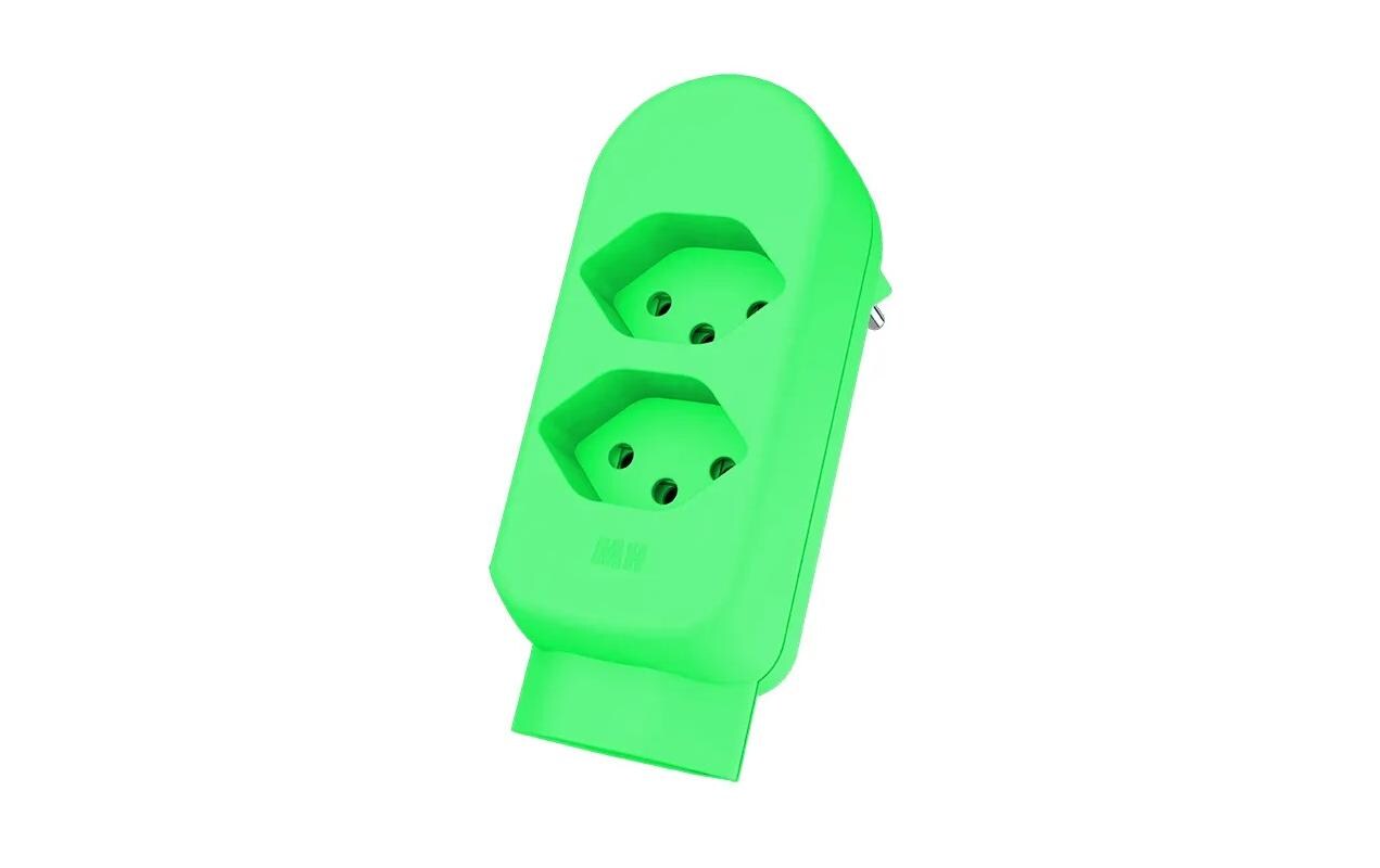 Mehrfachstecker maxADAPT BS 2 + 1 x T13, Fl-GrünDrehbarer Abzweigstecker mit drei Typ13 Steckdosen und erhöhtem Berührungsschutz, 230 V/10 A