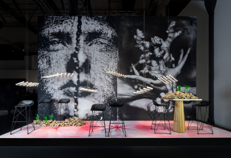Moooi Carbon Low barkruk H66 zwart
