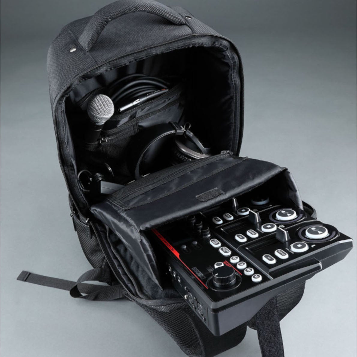 Roland CB-RU10 Utility Gig Bag rugtas voor muziekapparatuur