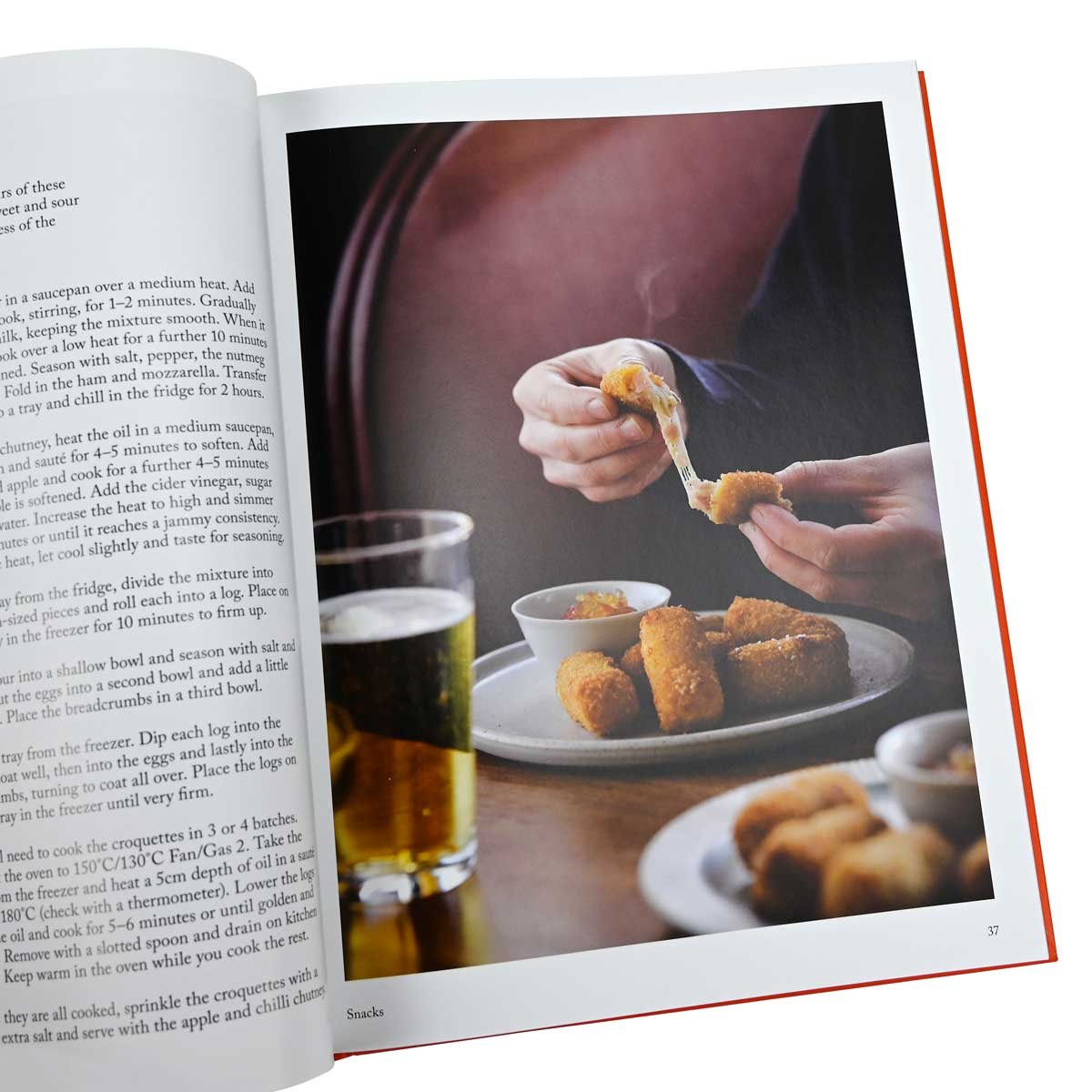 Pub Kitchen: The Ultimate Modern British Food Bible: Signed Edition (Hardback)