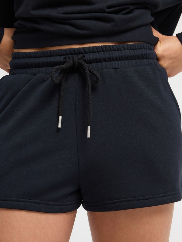 Surfing By Moonlight Short en molleton Noir Femme