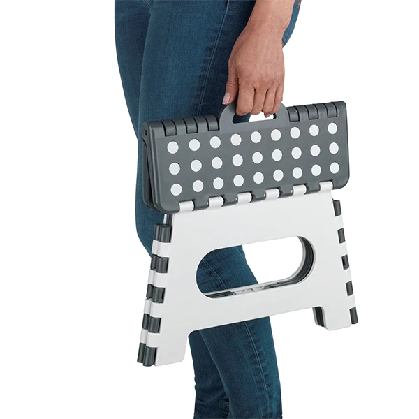 Marche pied pliable Wenko by Maximex