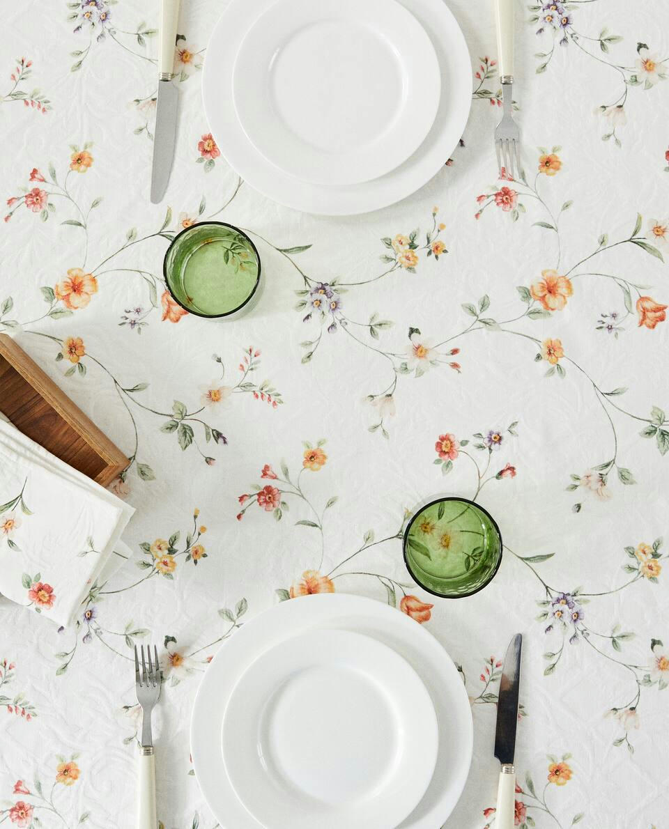 TOALHA DE MESA FLORAL JACQUARD