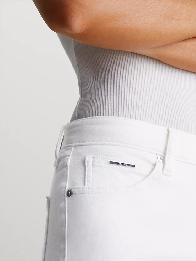 Calça jeans slim de cintura média