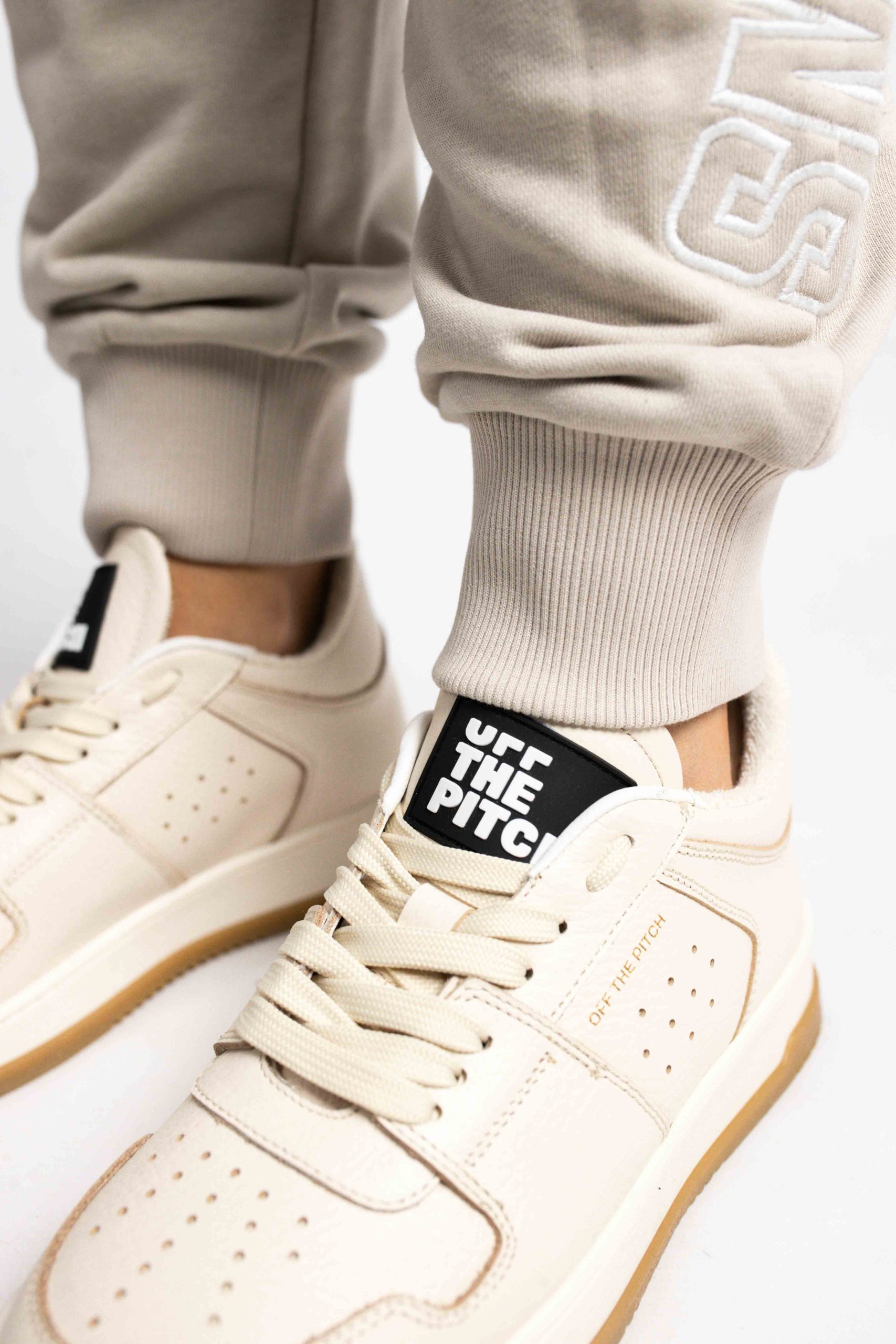 Off The Pitch Supernova Low Dames Beige
