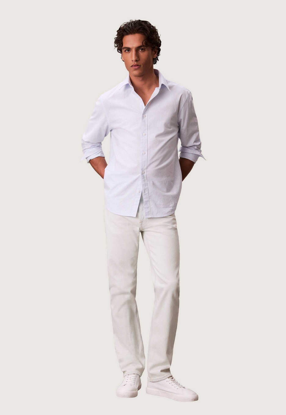 Calvin Klein Standard Bleachout 205 Jeans