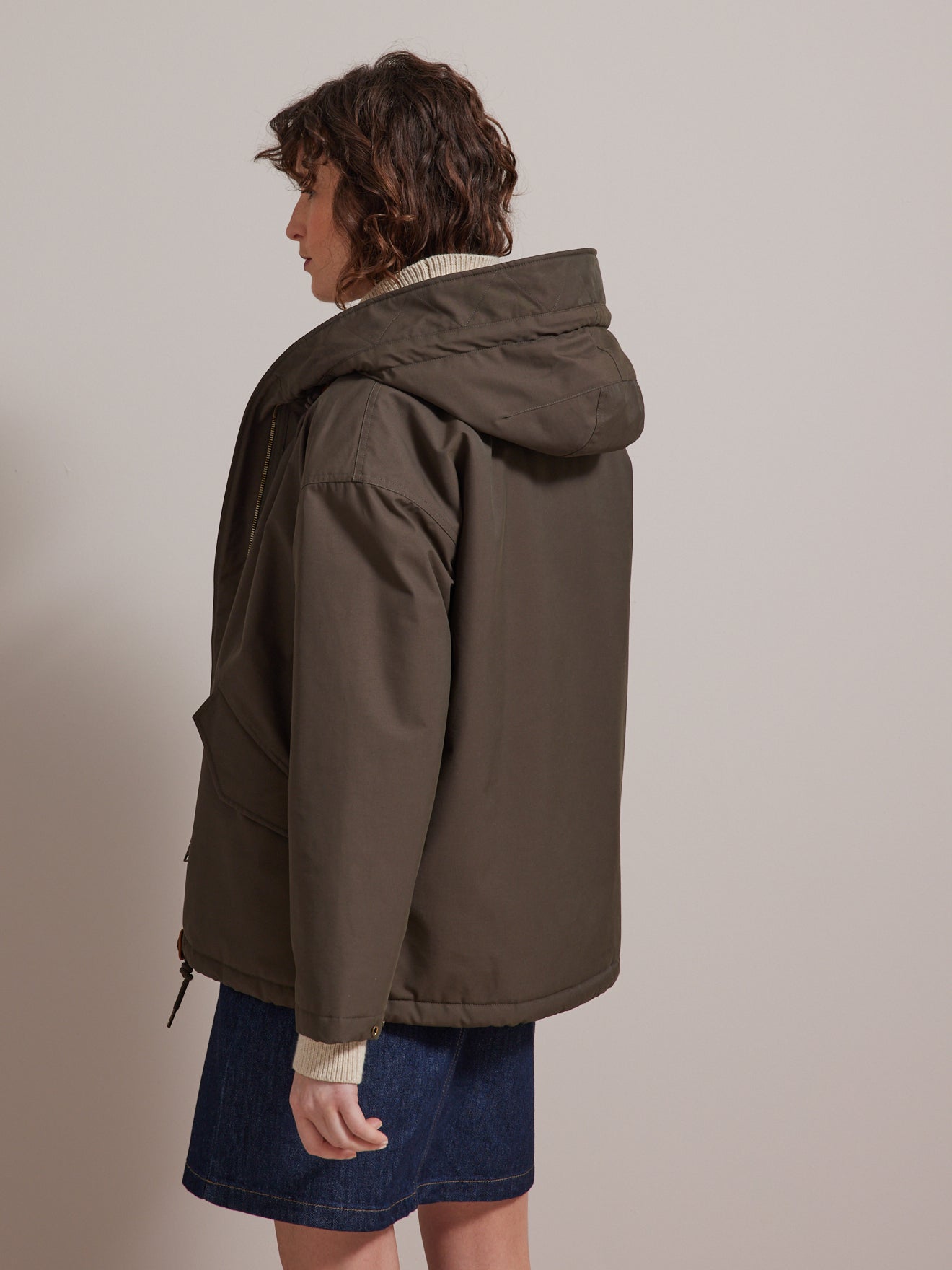 Parka courte fourrée imprimé léopard femme