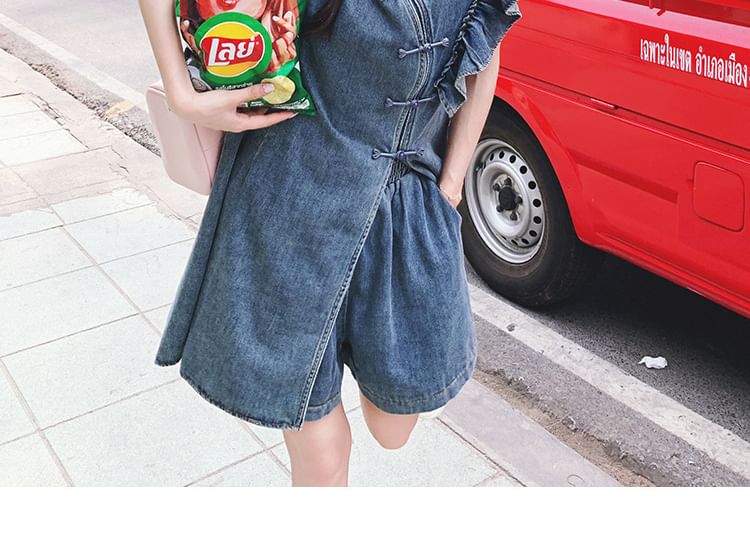 Ango - Set: Denim top met kapmouwen, kikkermotief en knopen + shorts