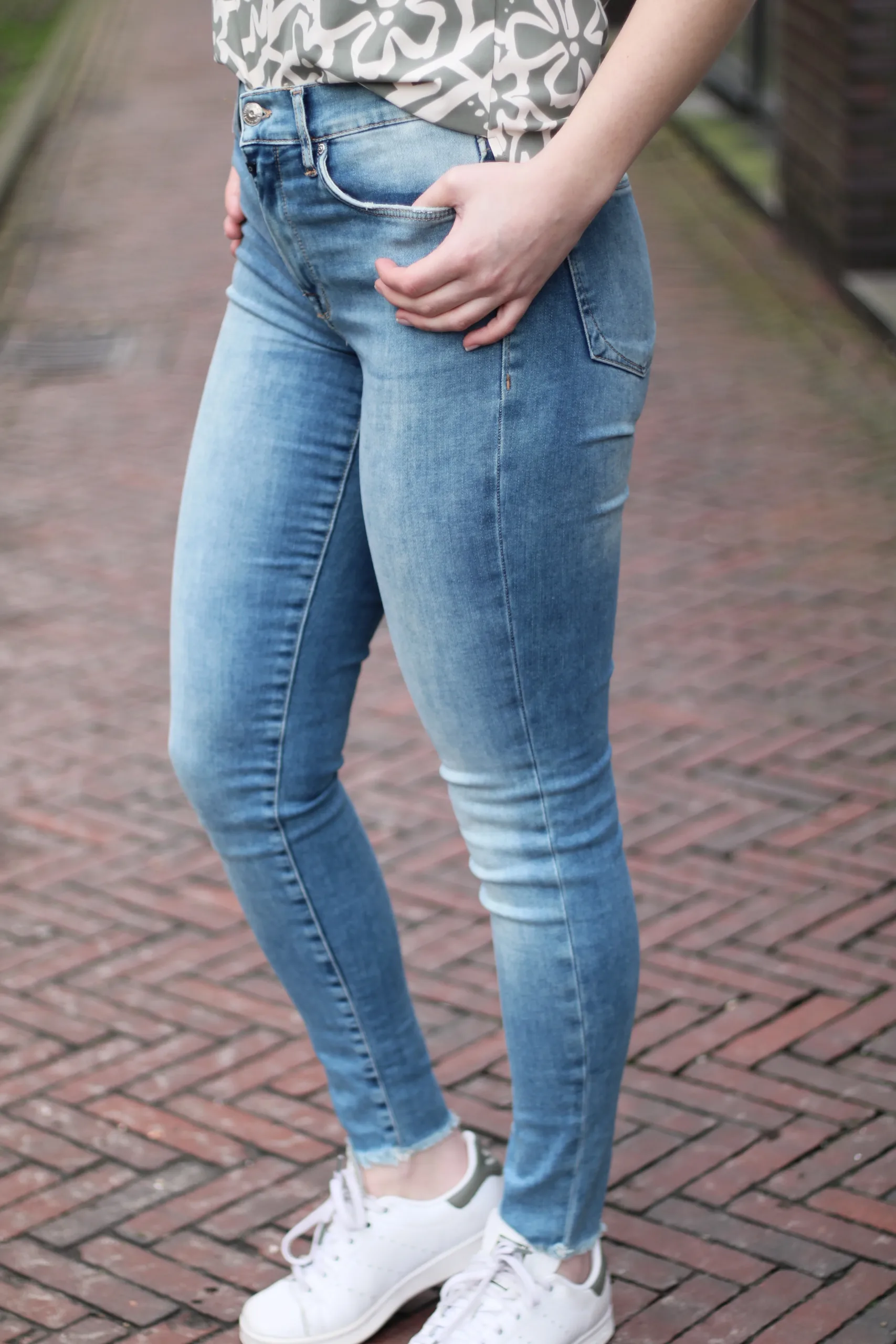 COJ Denim - Lina Fringe Jeans - Blue