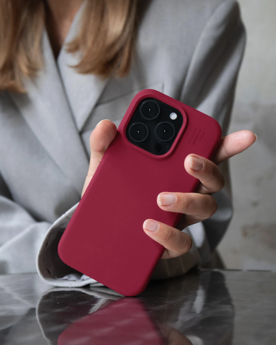 iPhone 17 Pro Max MagSafe Silikon Hülle Case Recycled (IDSICMS-I2567P-521) - Cranberry