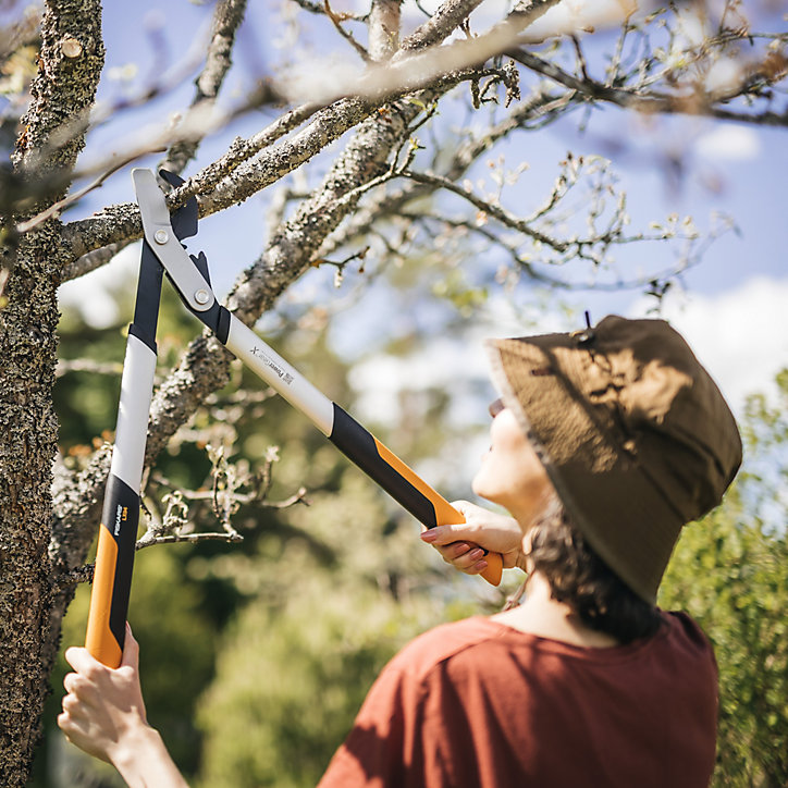 Coupe-branches Fiskars PowerGear™ X M LX94 à crémaillère et à lame franche