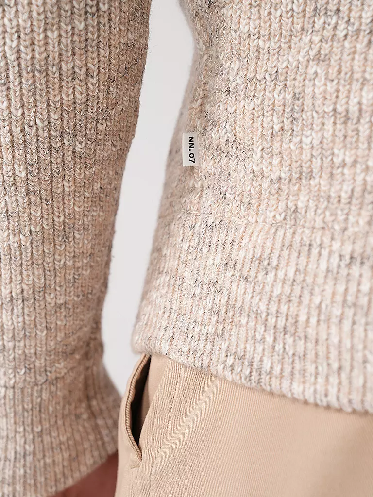 NN.07 Pullover beige