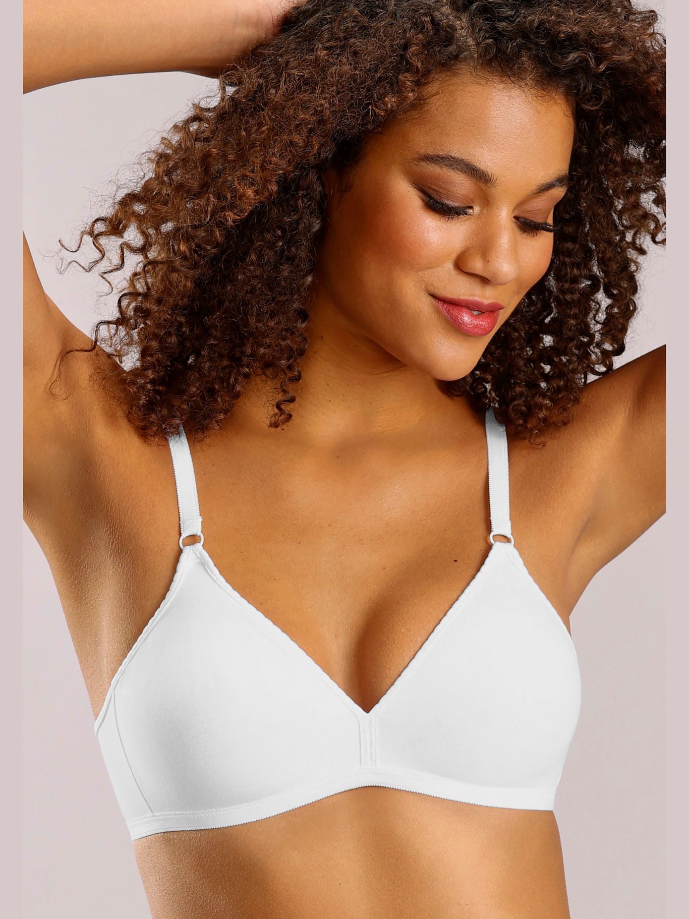 Soutien-gorge doux, bonnets préformés sans doublure