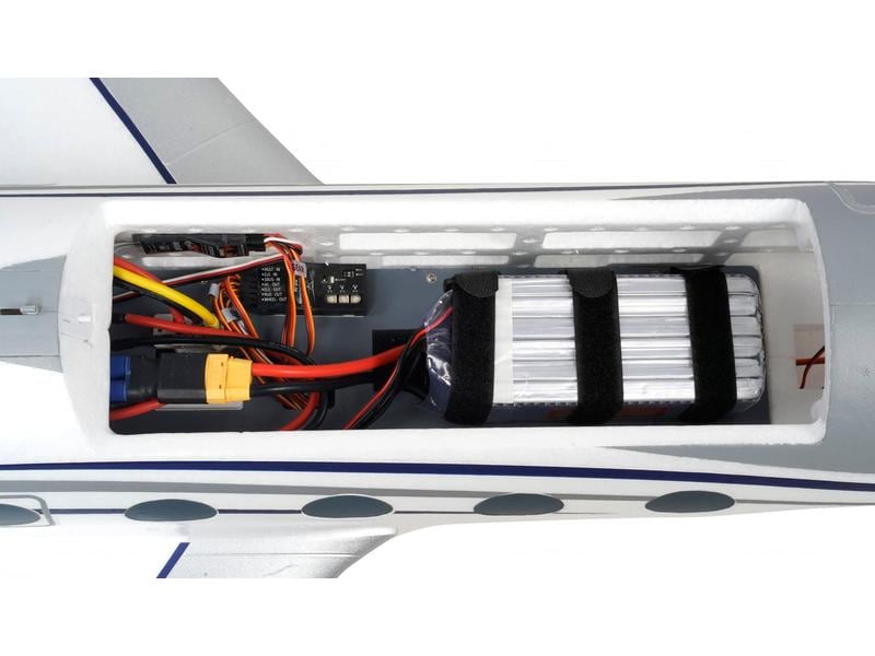 Amewi Business Jet AM650 1766 mm PNP Originalgetreuer Passagier Jet mit 2 Impeller