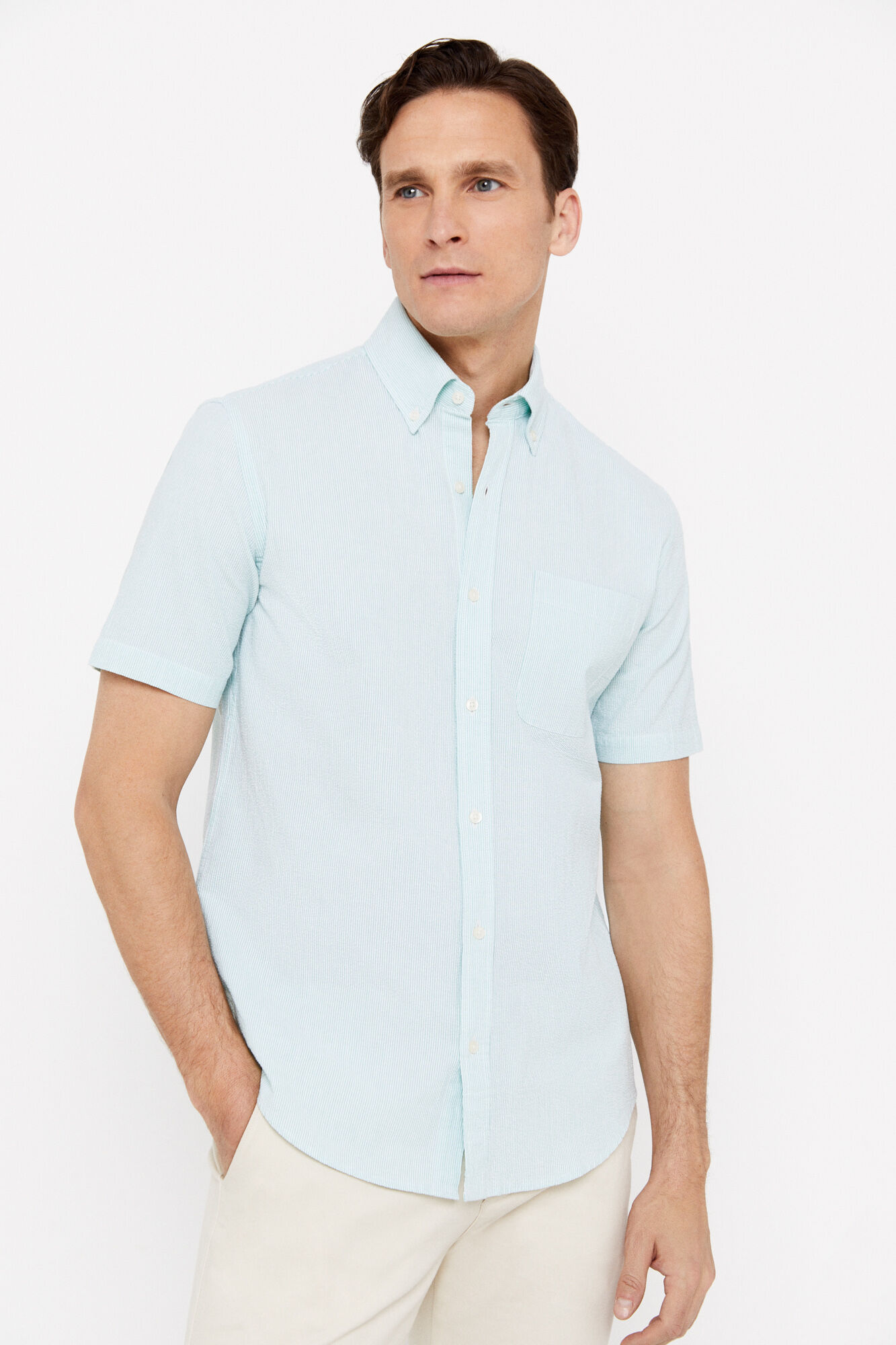 Camisa de manga curta listrada em tecido seersucker - Verde