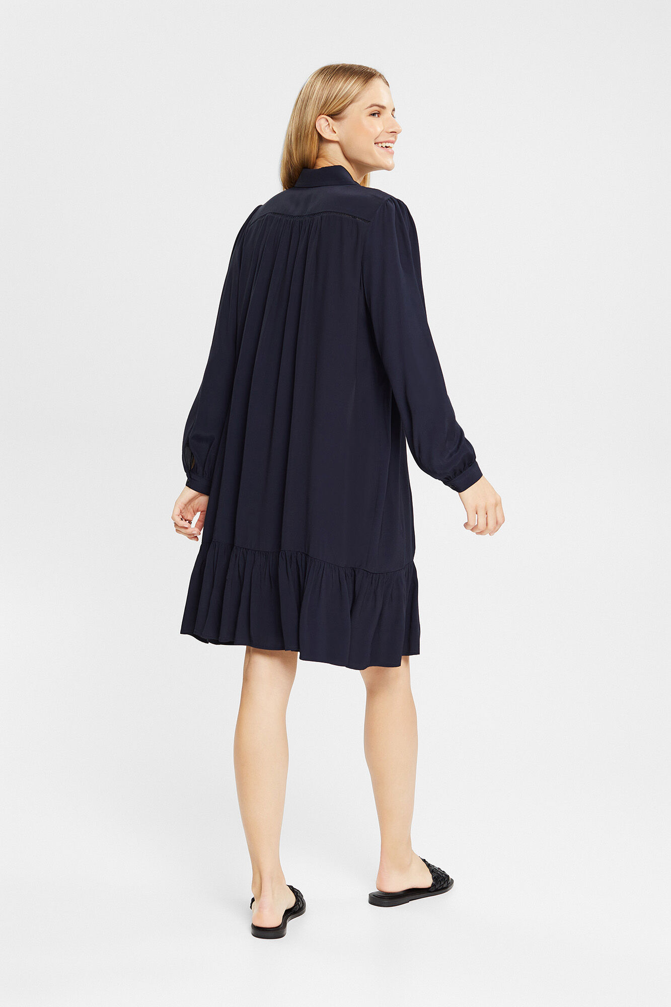 Vestido midi de gola camisa em viscose ECOVERO™ - Azul marinho