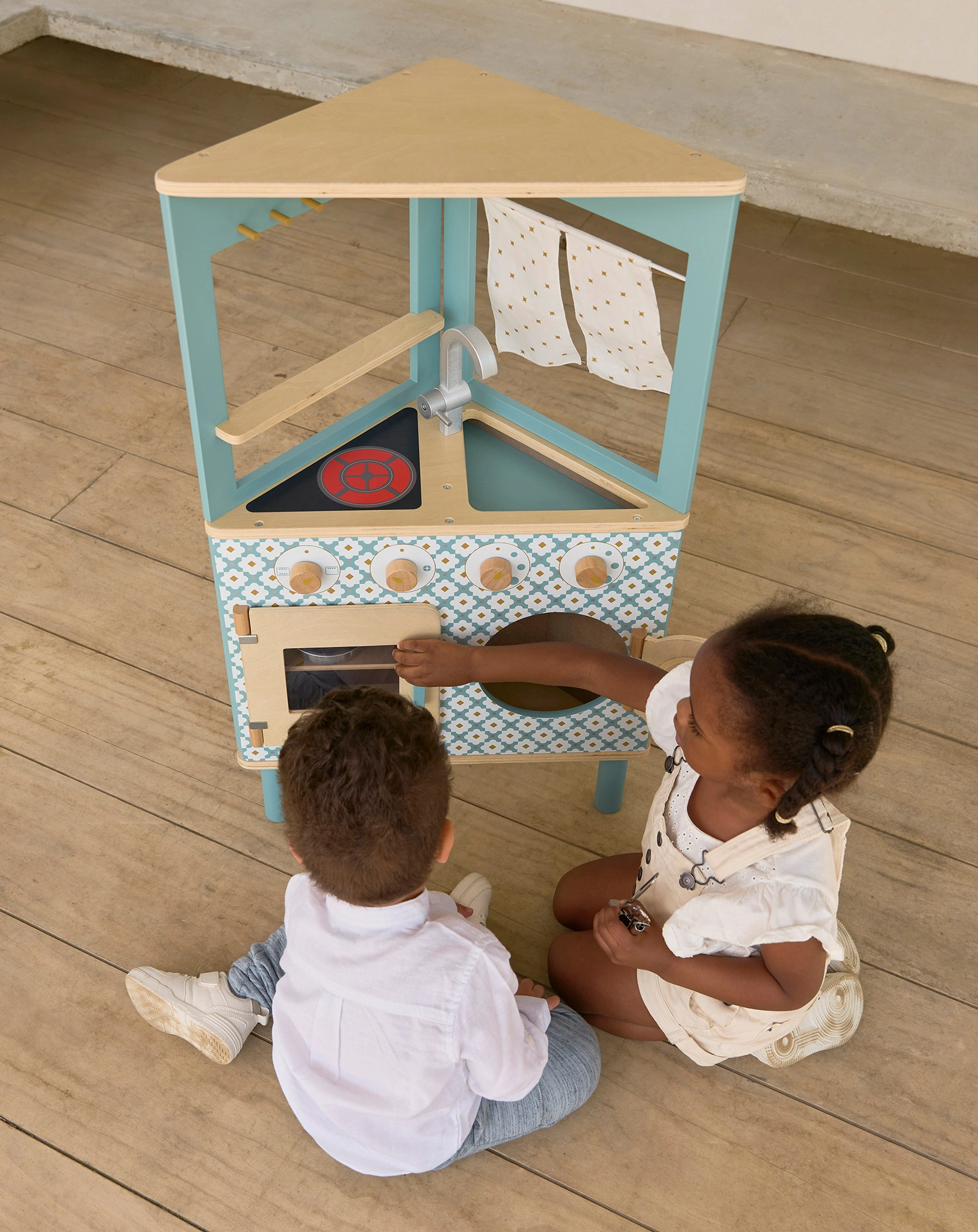 Kinderküche TRIO mit Zubehör in hellblau