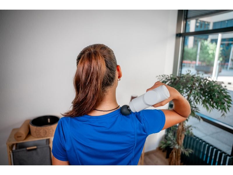 KOOR Massage Pistole Caalda Pro Massage Gun mit Kühl- und Wärmefunktion zur Unterstützung der Regenerationszeiten
