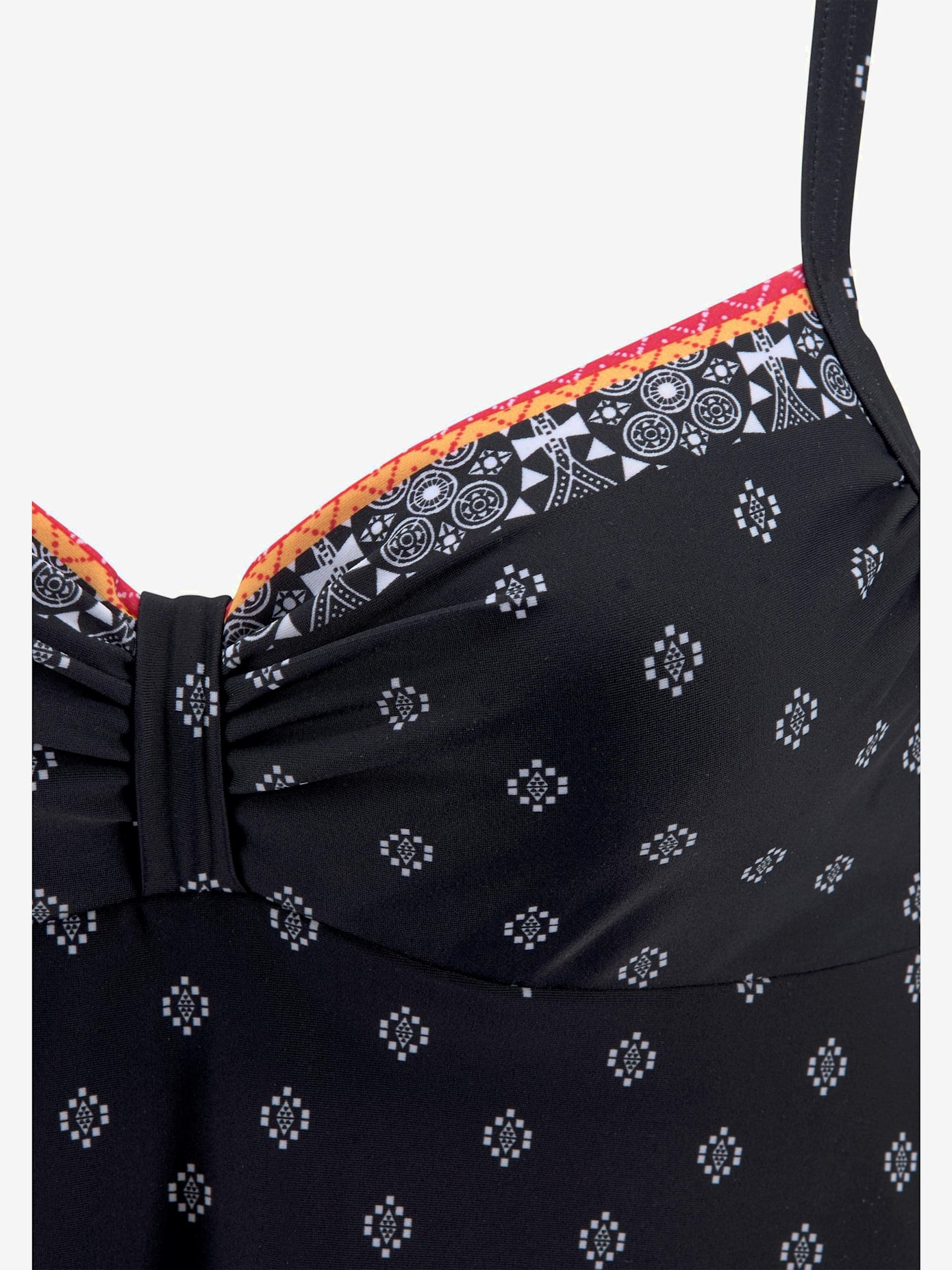Haut de maillot de bain à armatures design tendance