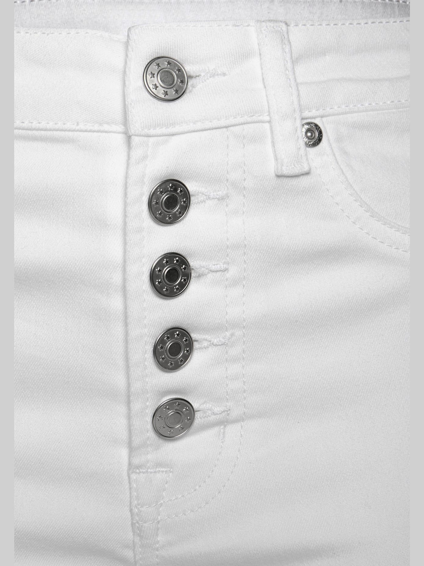 Jean taille haute coupe étroite