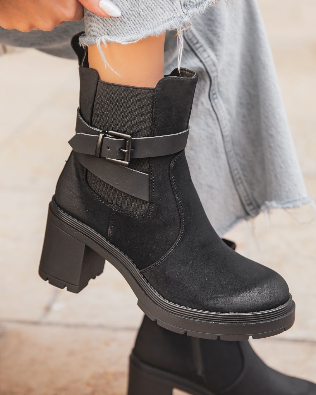 Bottines femme noires à talon - Déborah