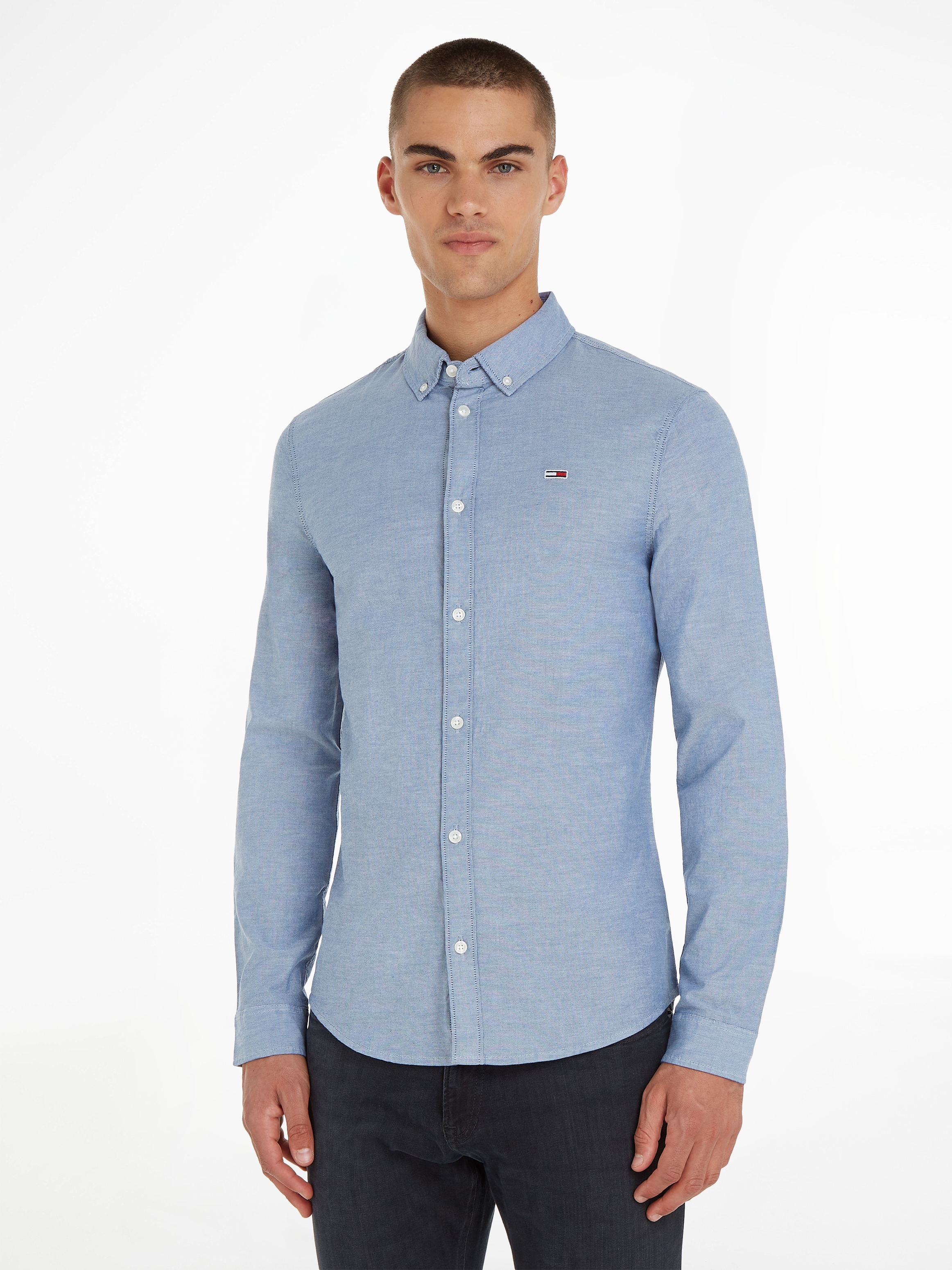 Tommy Jeans Langarmhemd »TJM Slim Stretch Oxford Shirt«, mit Flaglabel auf der Brust