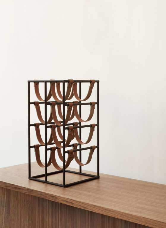 Audo Copenhagen Umanoff wijnrek zwart/cognac