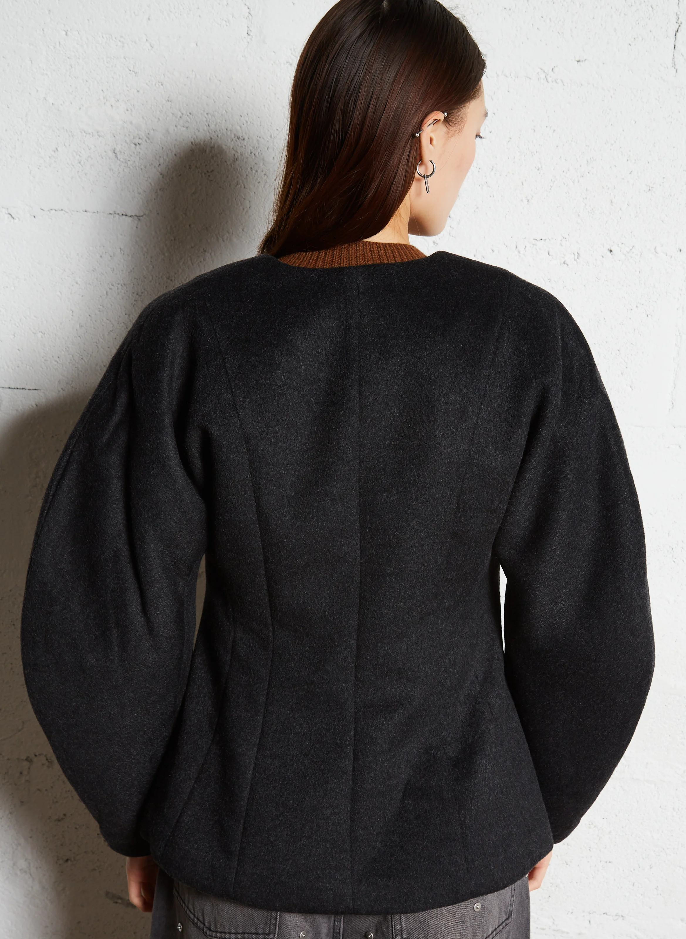 MAGALI - Veste col V | Noir