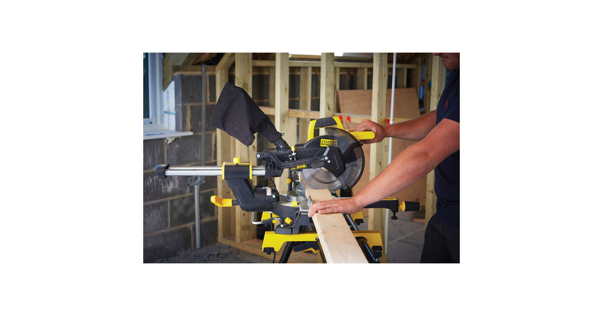 Stanley1500W 216mm Afkort- en verstekzaag met zaagtafel  (Geel/zwart)