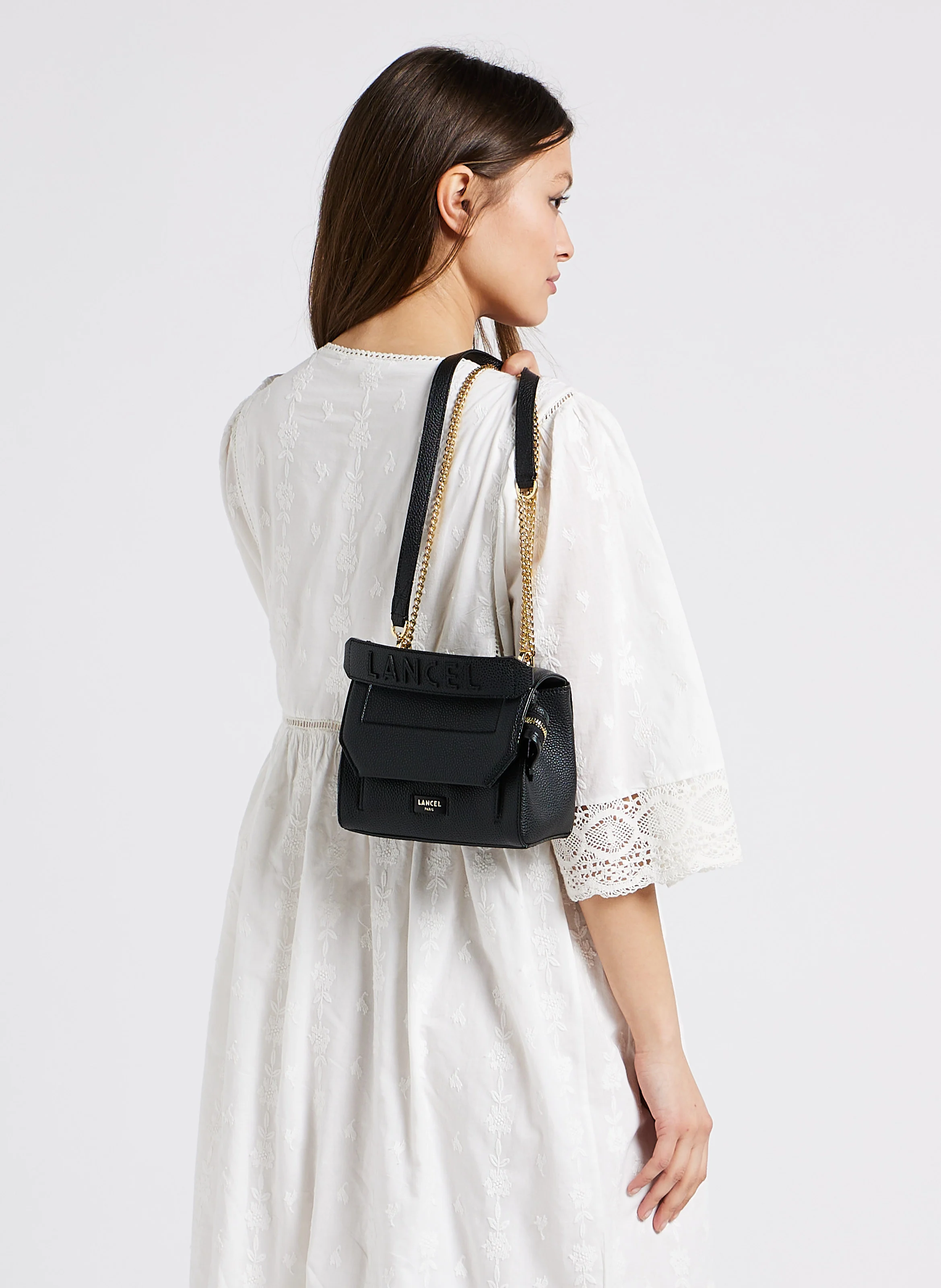 NINON S - Sac à rabat petit modèle en cuir grainé | Noir