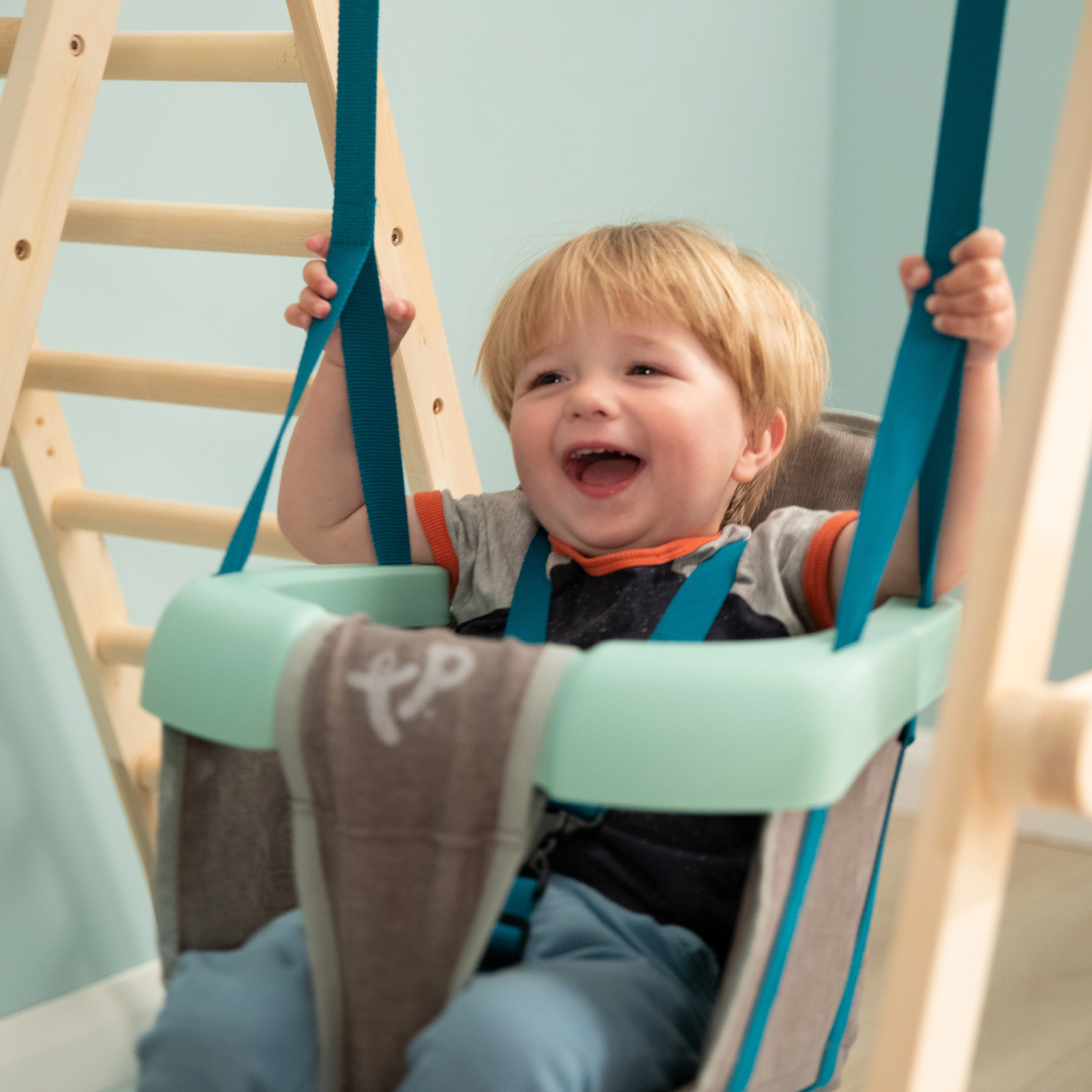 Kletterdreieck mit Schaukel ACTIVE TOTS