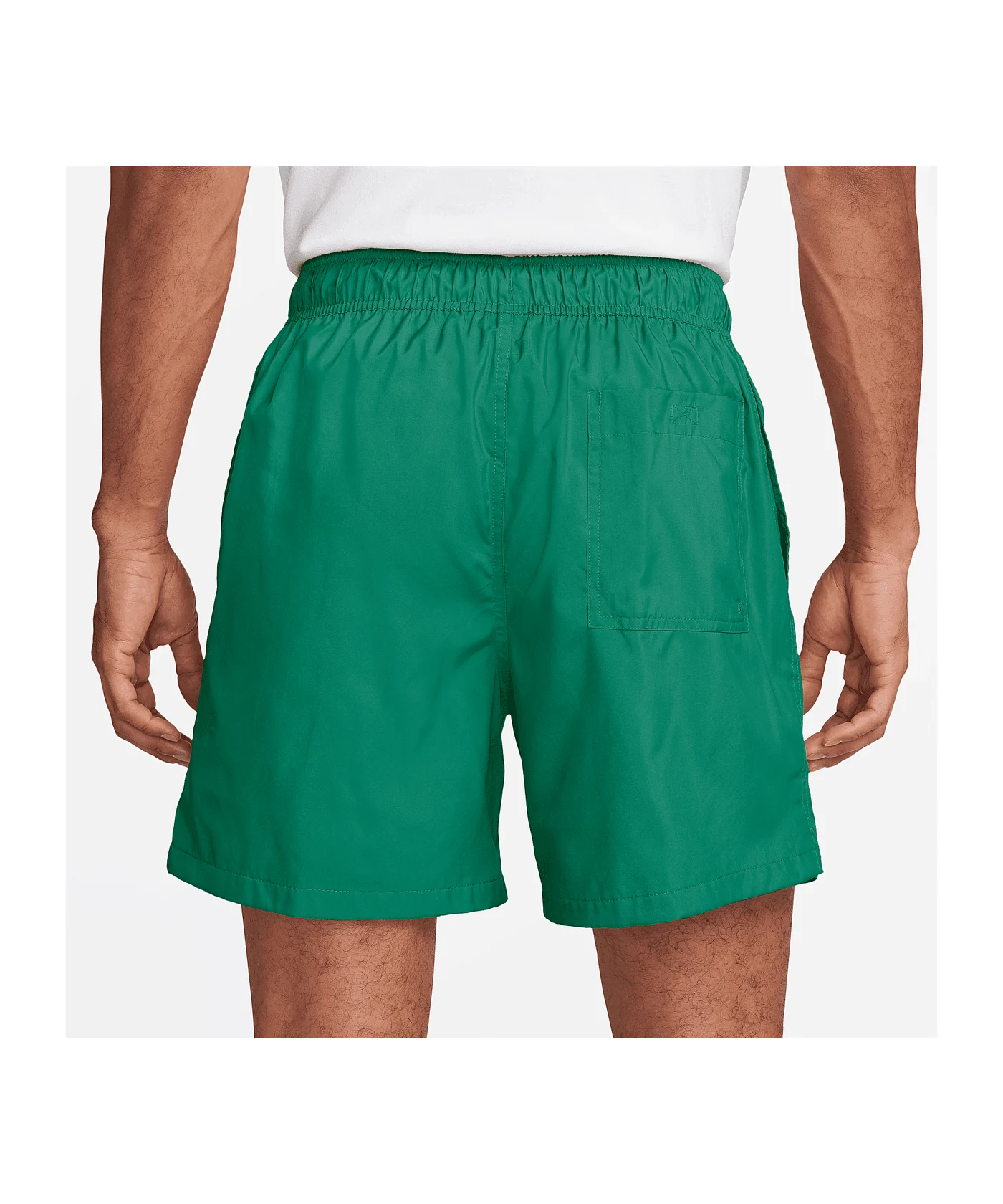Nike Club Woven Flow Short Grün F365