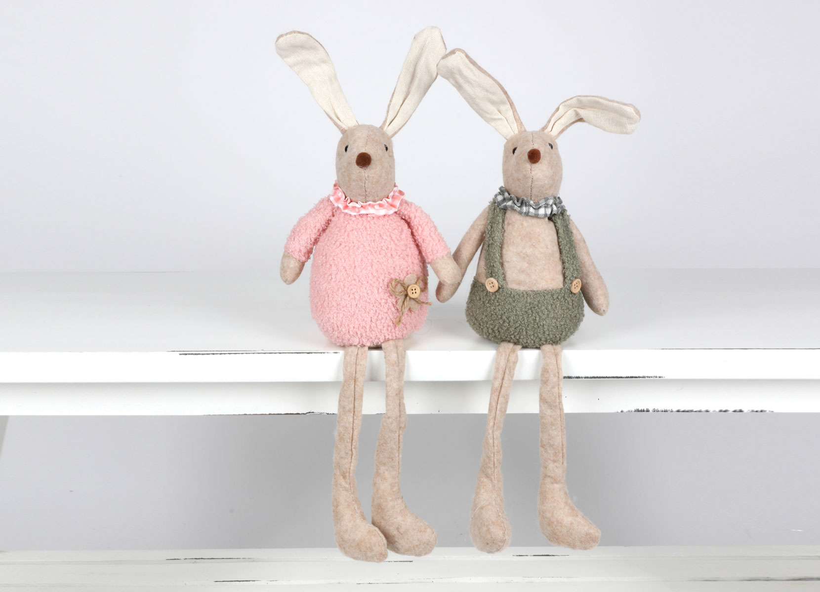 Kleiner Deko-Hase als Kantenhocker 46cm