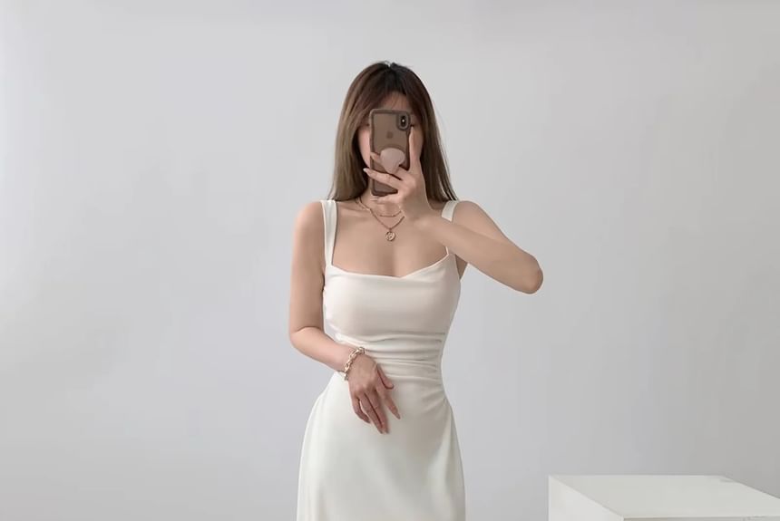 Asiris - Midi bodycon-jurk met spaghettibandjes en vierkante hals, effen ruches