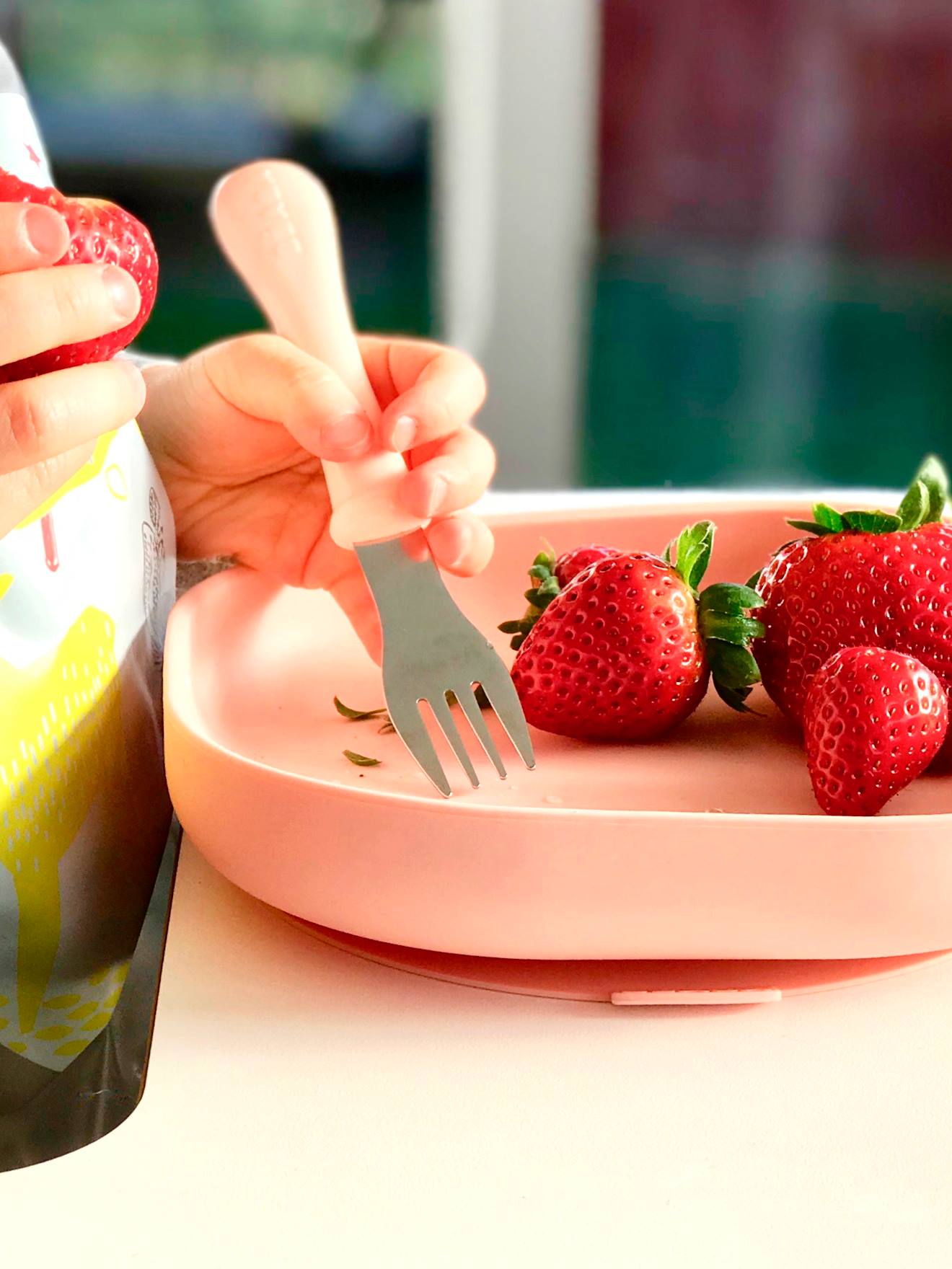 Conjunto de jantar de silicone BEABA com 4 peças, rosa claro, bicolor/multicolorido