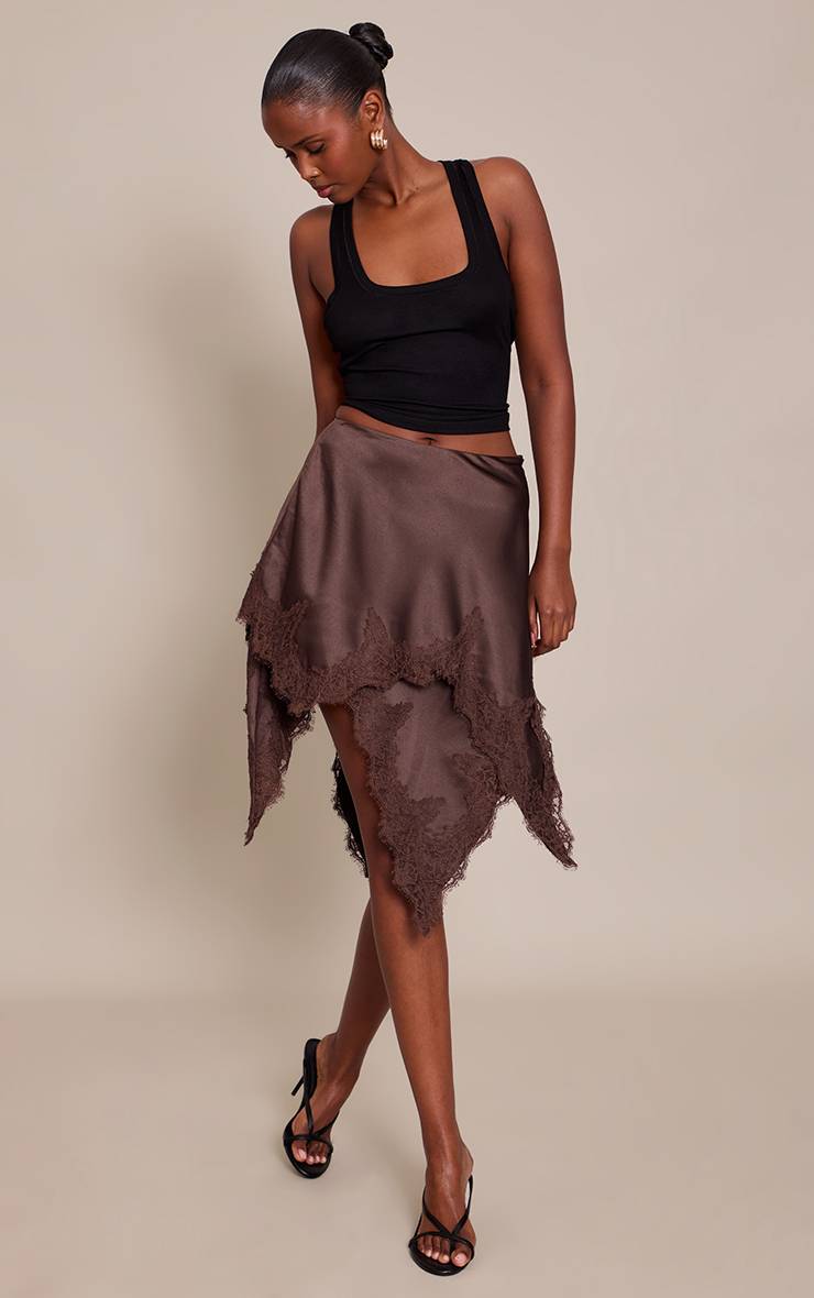 Chocolat Jupe Asymétrique À Ourlet Mouchoir En Satin Et Dentelle