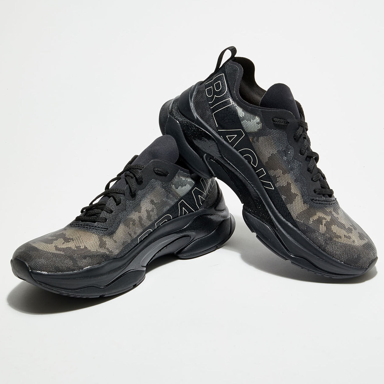 Brand Black Sneakers Kite Racer noires