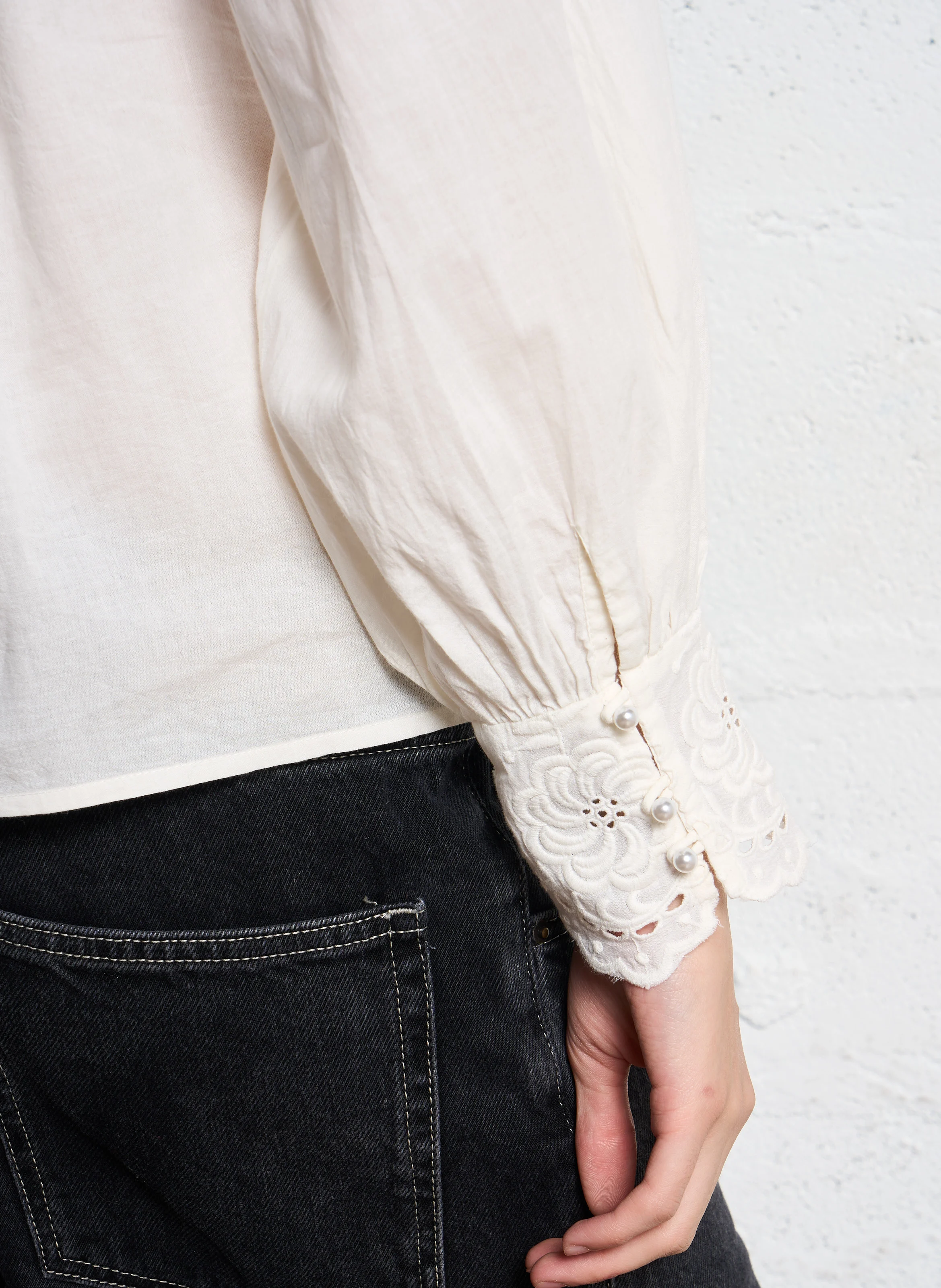 TARA - Blouse à broderies | Blanc